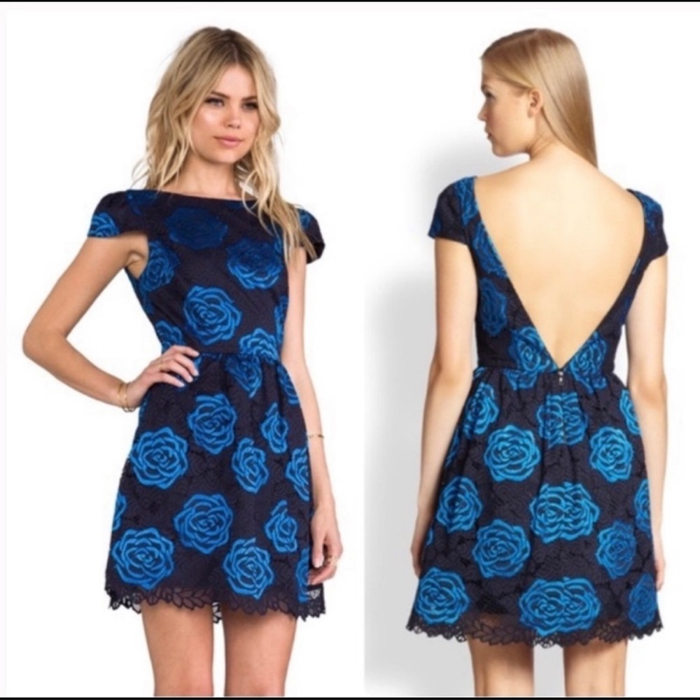 ALICE + OLIVIA Nelly Floral Lace Backless Dress